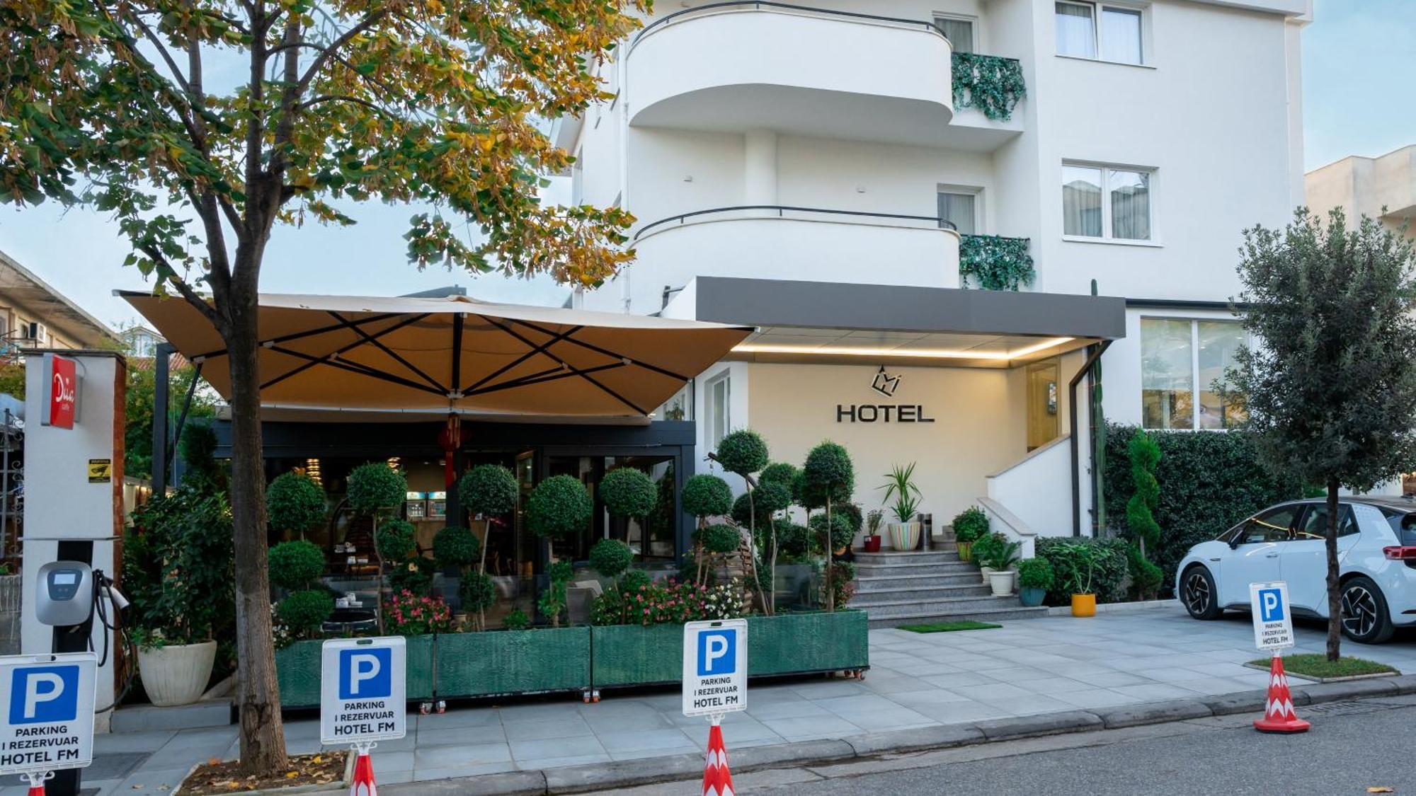 F&M Hotel 2 Tirana Extérieur photo